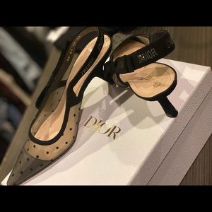 Dior pump Shows. So beautiful like new